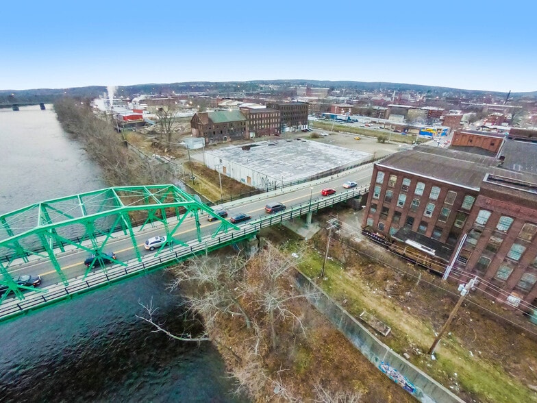 120 Middle Water St, Holyoke, MA à louer - Photo de l’immeuble – Image 3 sur 10