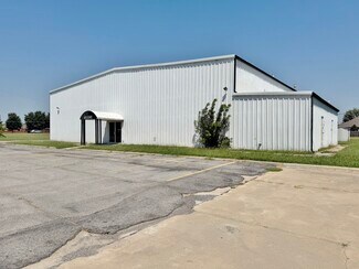 Plus de détails pour 400 N Yukon Pky, Yukon, OK - Spécialisé à vendre
