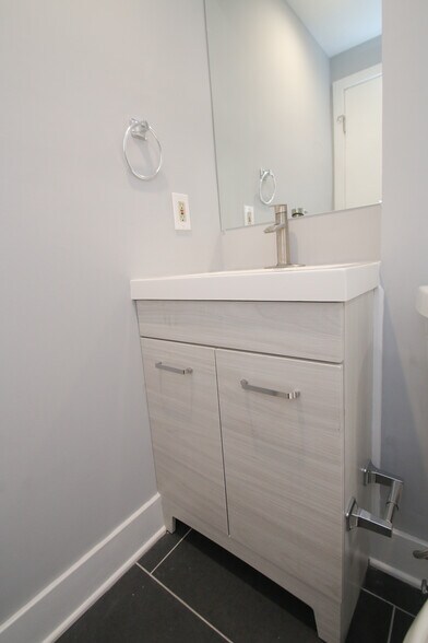 1518 E Passyunk Ave, Philadelphia, PA à vendre - Photo intérieure – Image 3 sur 32