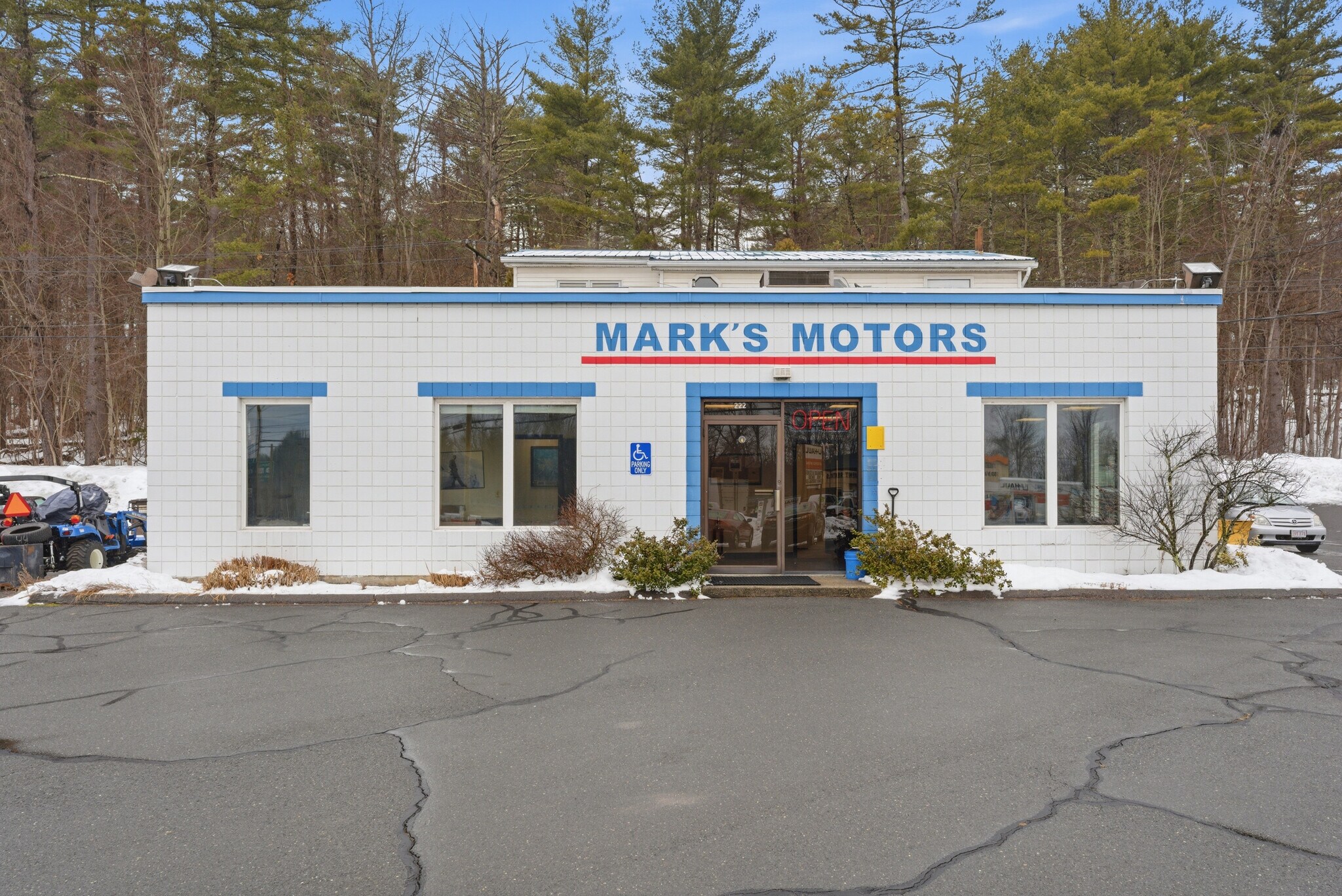 222 King Ave, Northampton, MA à vendre Photo principale– Image 1 sur 13