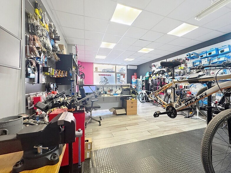 Local commercial dans Paterna à louer - Photo intérieure – Image 3 sur 22