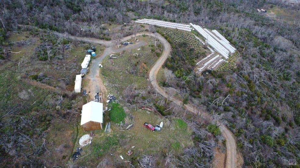 1580 Hunter Point Rd, Upper Lake, CA à vendre - Photo principale – Image 1 sur 15