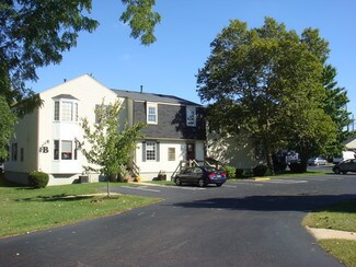 Plus de détails pour 46 Ravenna St, Hudson, OH - Bureau à louer
