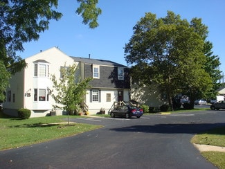 Plus de détails pour 46 Ravenna St, Hudson, OH - Bureau à louer