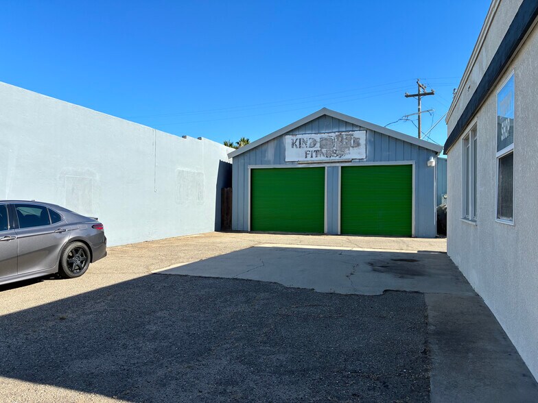 113 W Main St, Ripon, CA à louer - Photo de l’immeuble – Image 3 sur 6