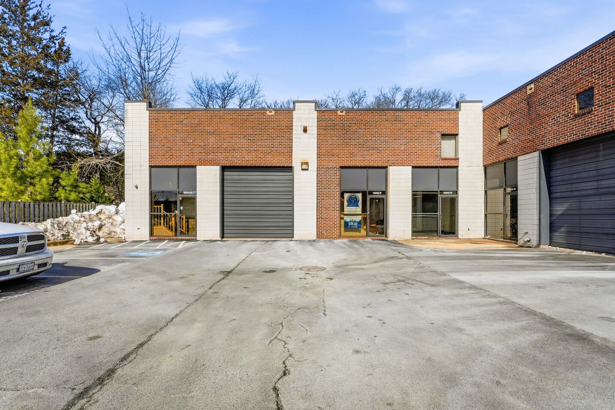 14004 Willard Rd, Chantilly, VA à vendre Photo principale– Image 1 sur 8