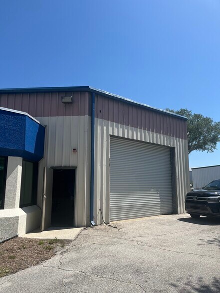 1603 Barber Rd, Sarasota, FL à louer - Photo de l’immeuble – Image 2 sur 18