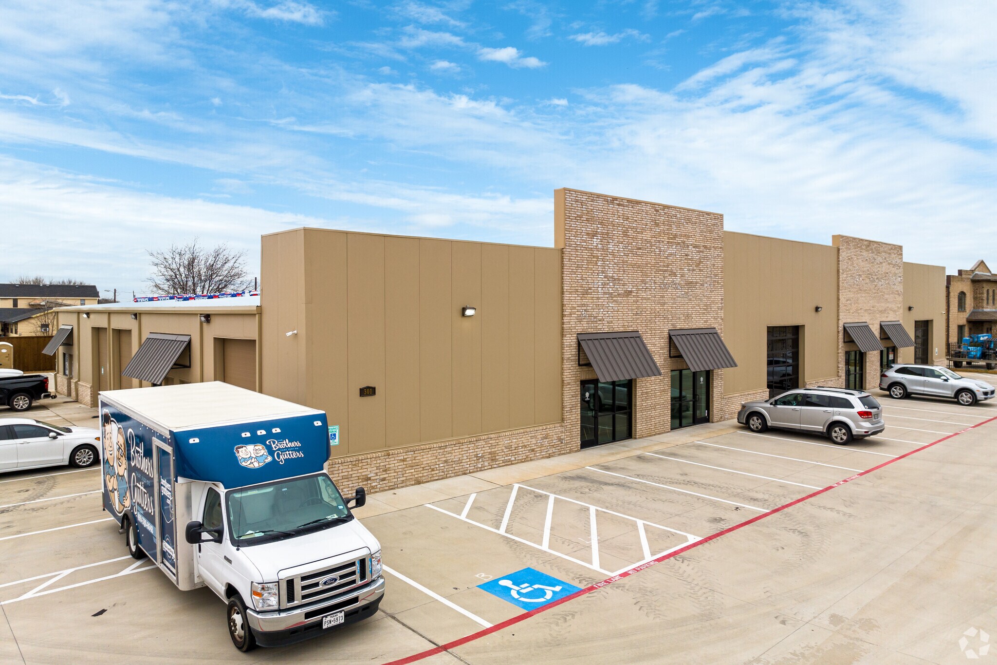 301 King Rd, Frisco, TX à louer Photo principale– Image 1 sur 16