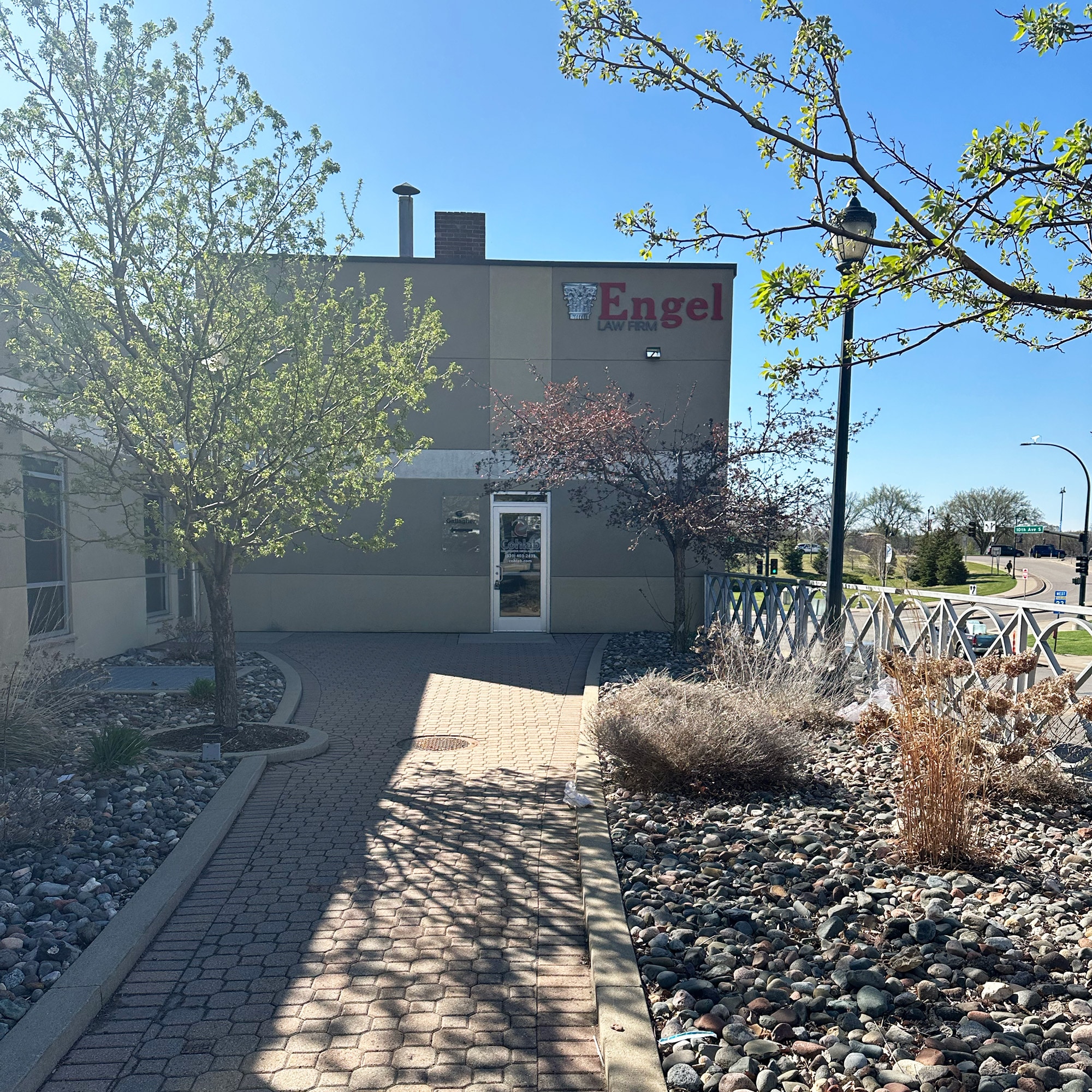 915-925 1st St S, Saint Cloud, MN à louer Photo de l’immeuble– Image 1 sur 4