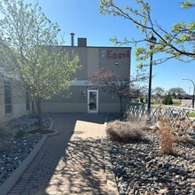 915-925 1st St S, Saint Cloud, MN à louer Photo de l’immeuble– Image 1 sur 4