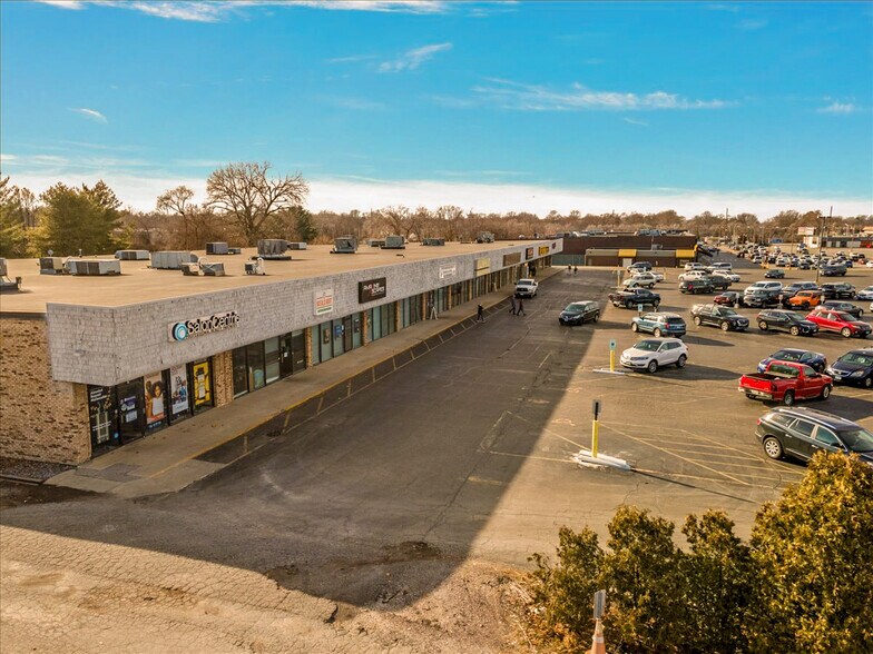 1650 Wabash Ave, Springfield, IL à louer - Photo de l’immeuble – Image 3 sur 6