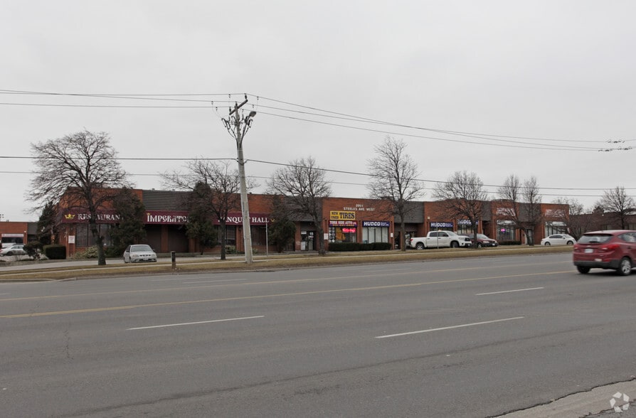 2901 Steeles Ave W, Toronto, ON à louer - Photo de l’immeuble – Image 3 sur 6