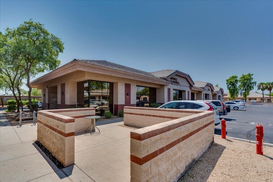 5505 W Chandler Blvd, Chandler, AZ à vendre - Photo de l’immeuble – Image 3 sur 27