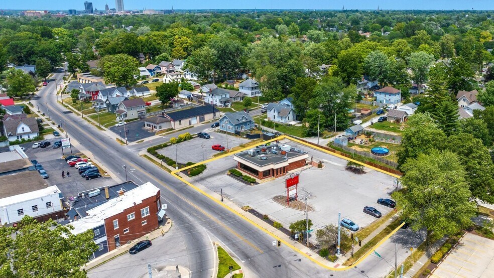 3519 Broadway, Fort Wayne, IN à vendre - Photo de l’immeuble – Image 1 sur 5