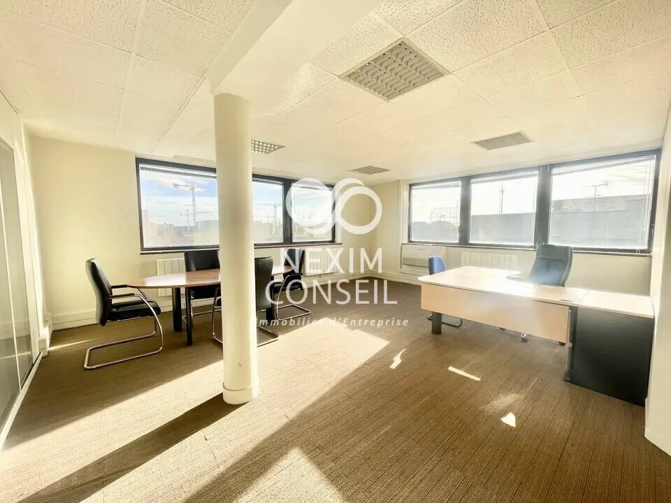 Bureau dans Asnières-sur-Seine à louer Photo de l’immeuble– Image 1 sur 8