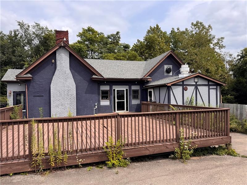 2222 Freeport Rd, New Kensington, PA à vendre Photo de l’immeuble– Image 1 sur 8