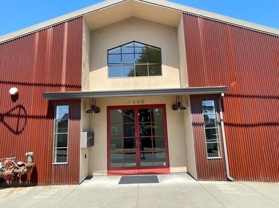 1080 Fulton Ln, Saint Helena, CA à louer - Photo de l’immeuble – Image 3 sur 12