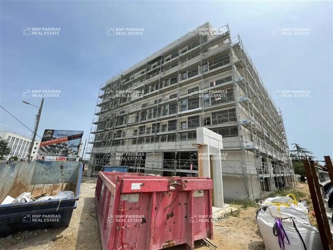 Plus de détails pour Bureau à vendre