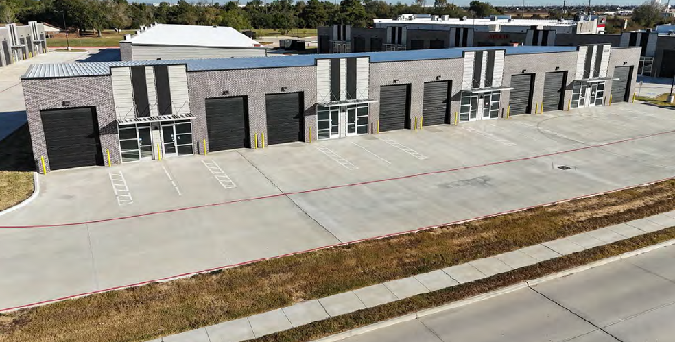 5430 FM 359 Rd S, Brookshire, TX à louer - Photo principale – Image 1 sur 4
