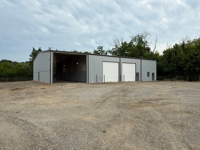 1009 S Lee Hwy, Cleveland, TN à louer - Photo de l’immeuble – Image 2 sur 9