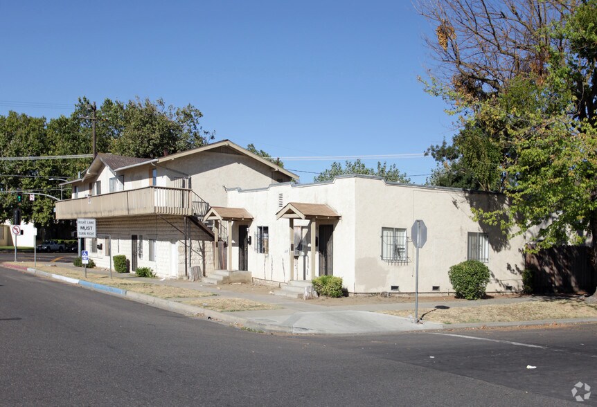 101 I St, Modesto, CA à vendre - Photo de l’immeuble – Image 2 sur 2