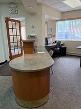 37-39 E Jericho Tpke, Mineola, NY à vendre Photo intérieure– Image 2 sur 6