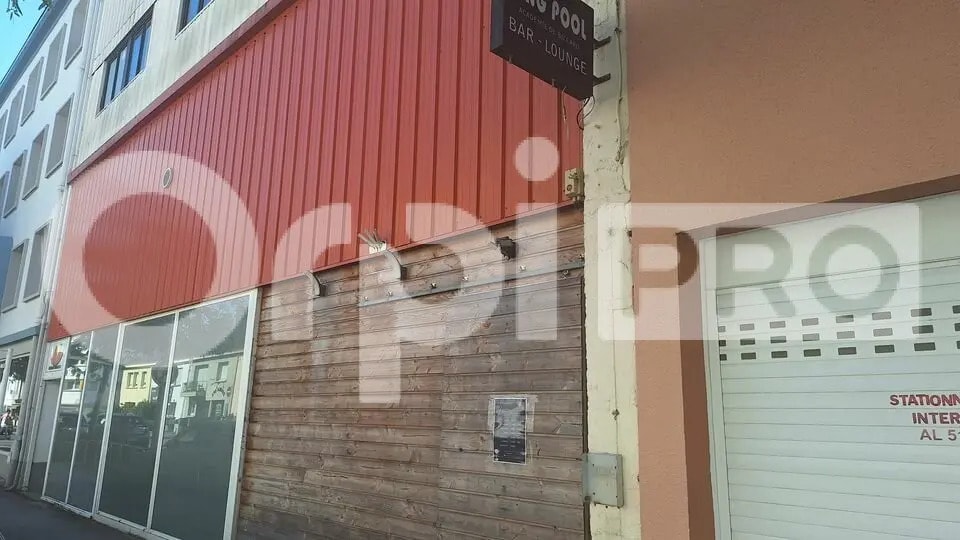 Local commercial dans Saint-Nazaire à vendre Photo de l’immeuble– Image 1 sur 5