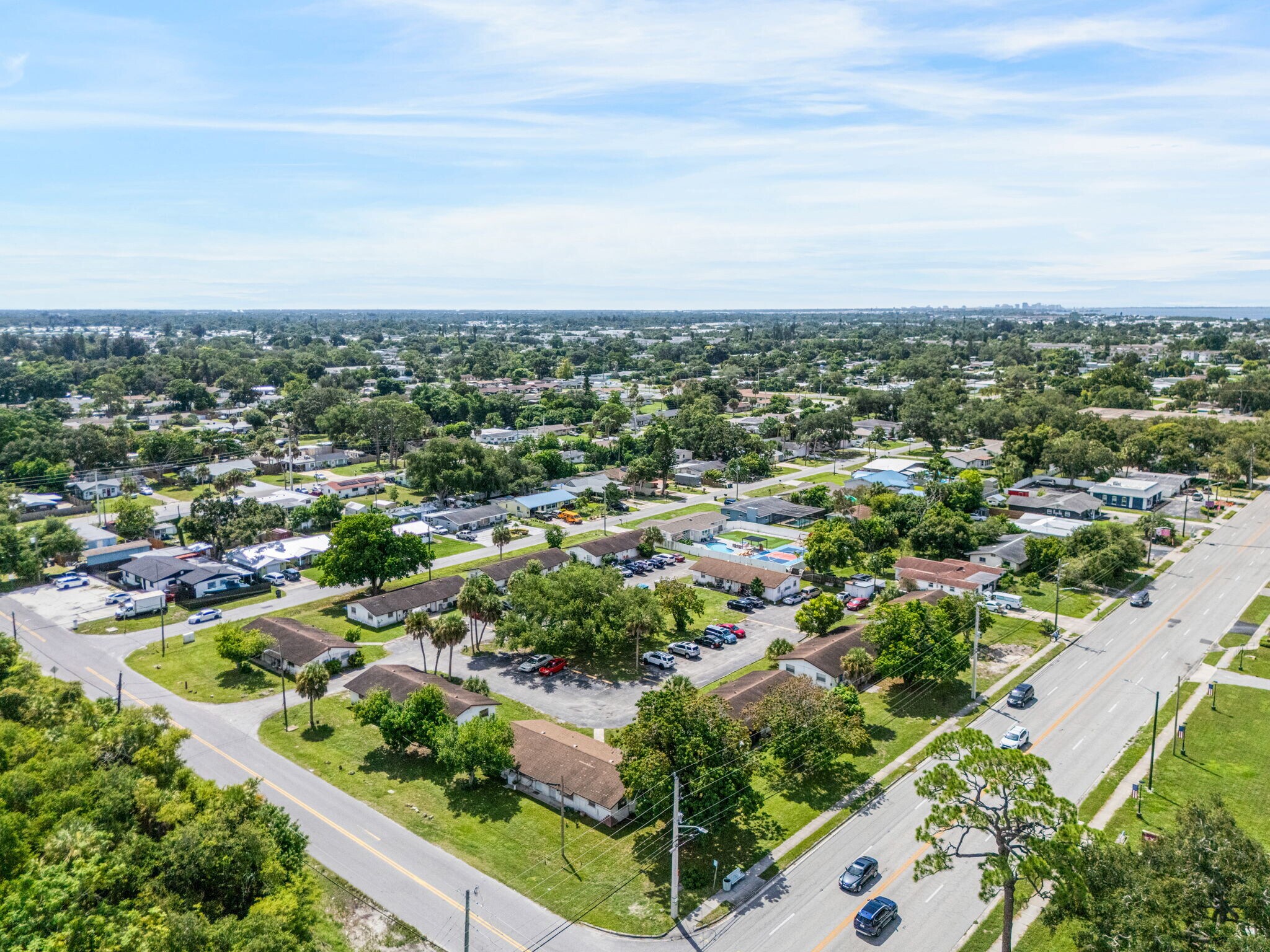 5518 25th St W, Bradenton, FL à vendre Photo de l’immeuble– Image 1 sur 17