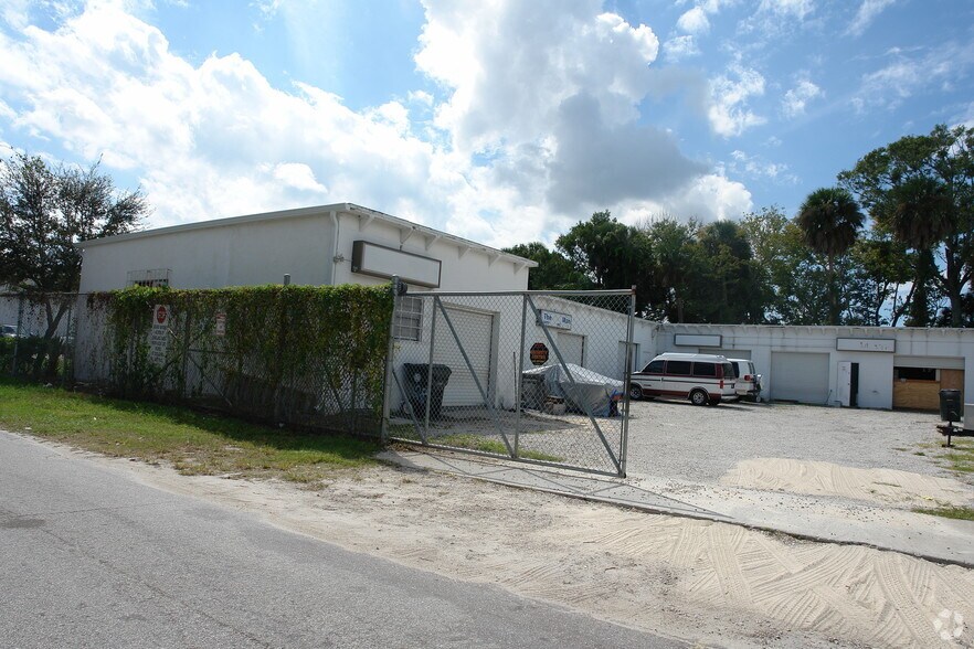 430 N Segrave St, Daytona Beach, FL à vendre - Photo principale – Image 1 sur 3