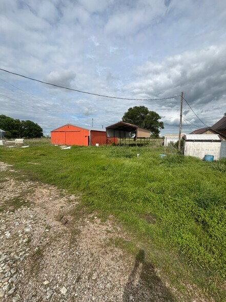26041 State Highway 1W, Roff, OK à vendre - Photo de l’immeuble – Image 3 sur 12