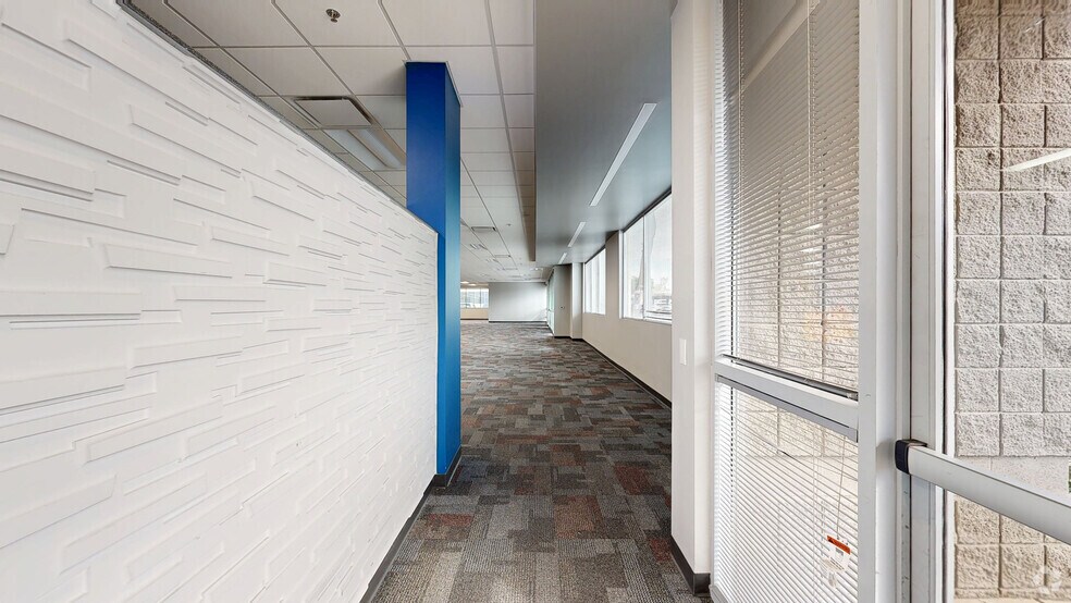 950 W Behrend Dr, Phoenix, AZ à louer - Numérisation 3D Matterport – Image 2 sur 8