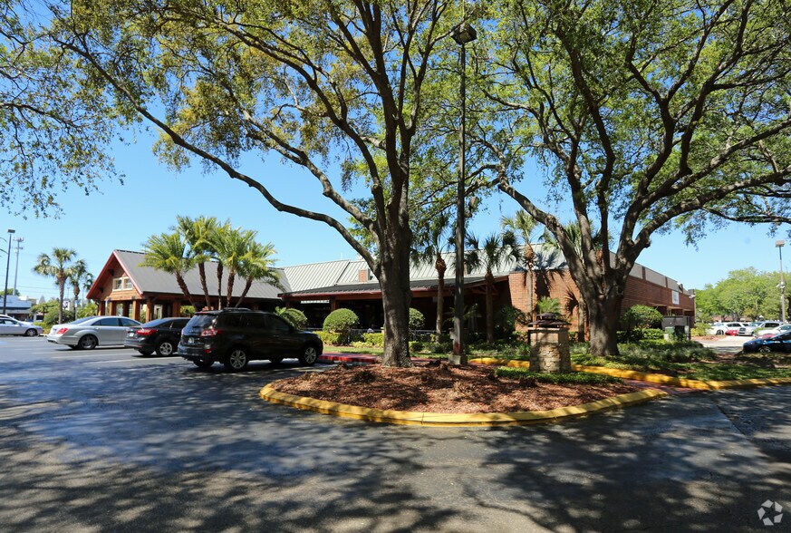 14499 N Dale Mabry Hwy, Tampa, FL à louer - Photo de l’immeuble – Image 3 sur 8