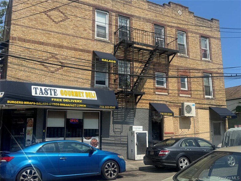 10702 101st Ave, Ozone Park, NY à vendre - Photo de l’immeuble – Image 2 sur 6