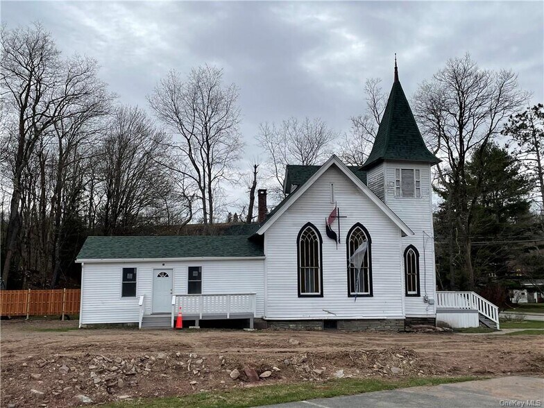12 Short Ave, Parksville, NY à vendre - Photo de l’immeuble – Image 2 sur 13