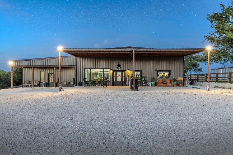301 County Road 436, Thrall, TX à vendre - Photo de l’immeuble – Image 3 sur 85