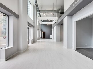 Plus de détails pour 50 Lynn Williams St, Toronto, ON - Local commercial à louer