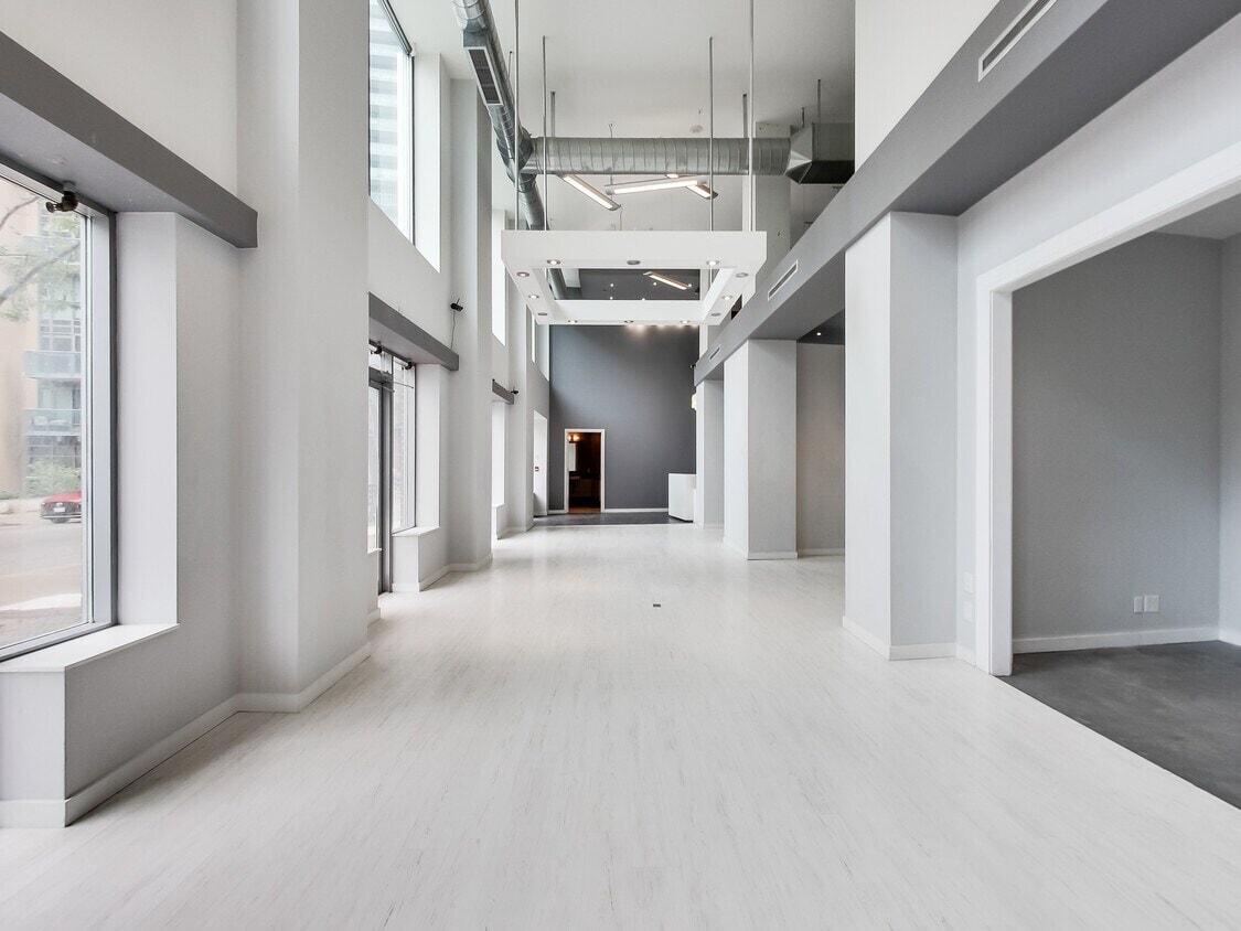 50 Lynn Williams St, Toronto, ON à louer Photo principale– Image 1 sur 11