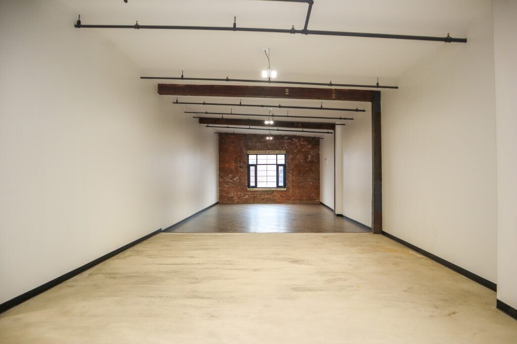 185 Van Dyke St, Brooklyn, NY à louer Photo intérieure– Image 1 sur 10