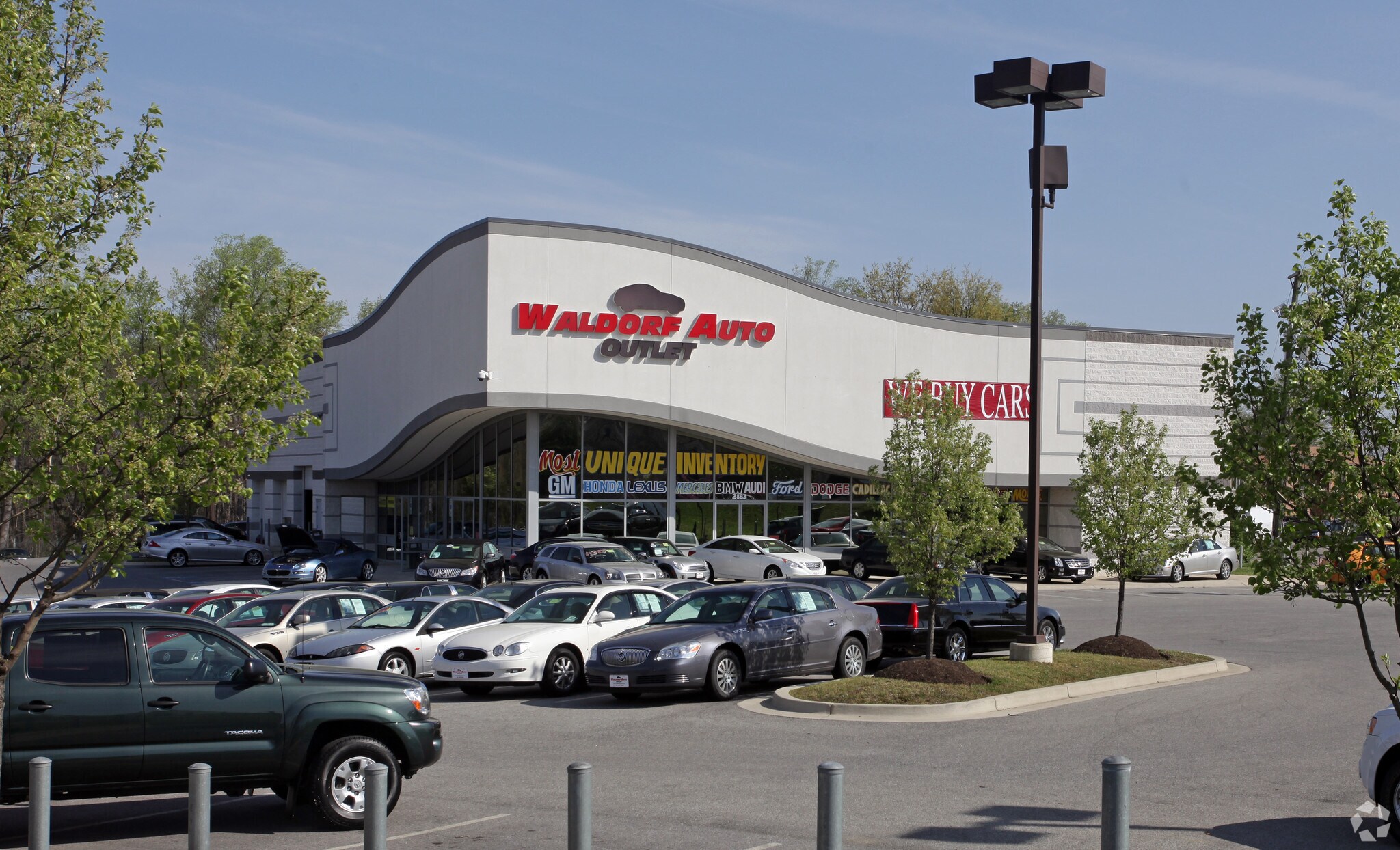 2183 Crain Hwy, Waldorf, MD à louer Photo principale– Image 1 sur 10