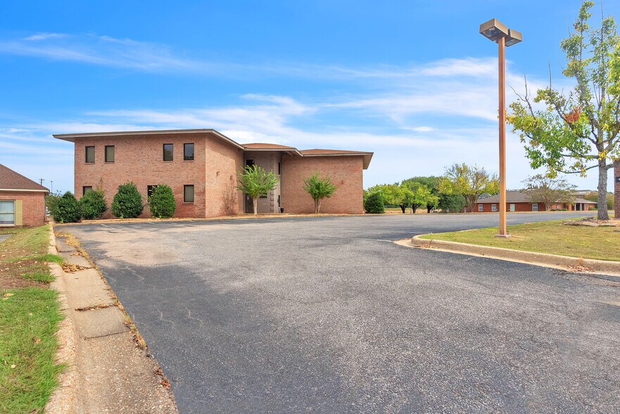 4249 Lomac St, Montgomery, AL à vendre - Photo de l’immeuble – Image 3 sur 19