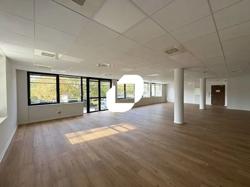 Bureau dans Saint-Priest à louer Photo intérieure– Image 1 sur 16