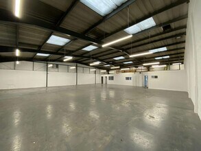 20 Tollpark Rd, Cumbernauld à louer Photo intérieure– Image 2 sur 2