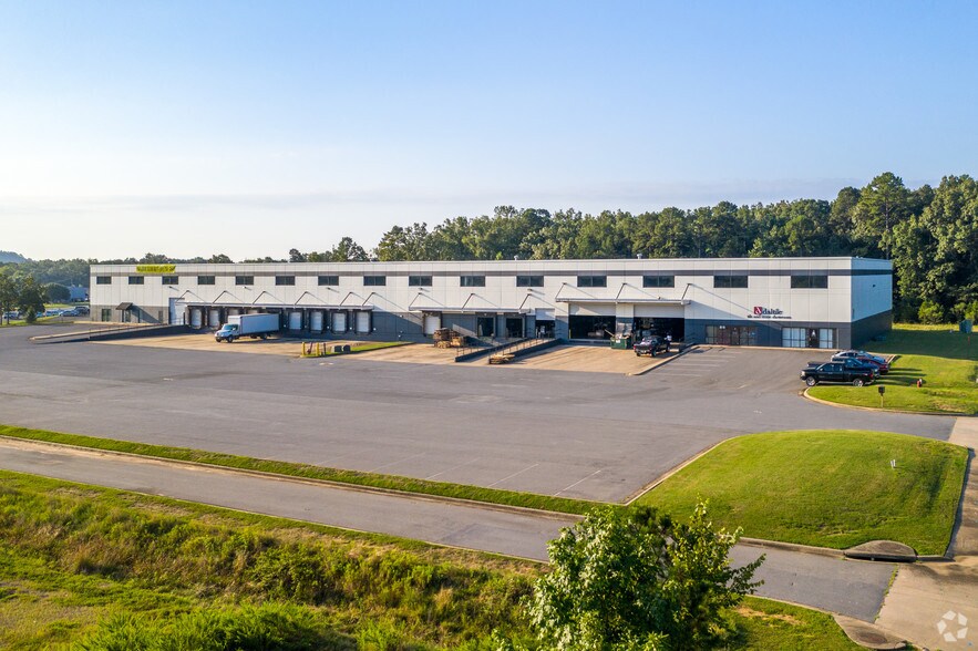 9450 Maumelle Blvd, North Little Rock, AR à louer - Photo principale – Image 1 sur 8