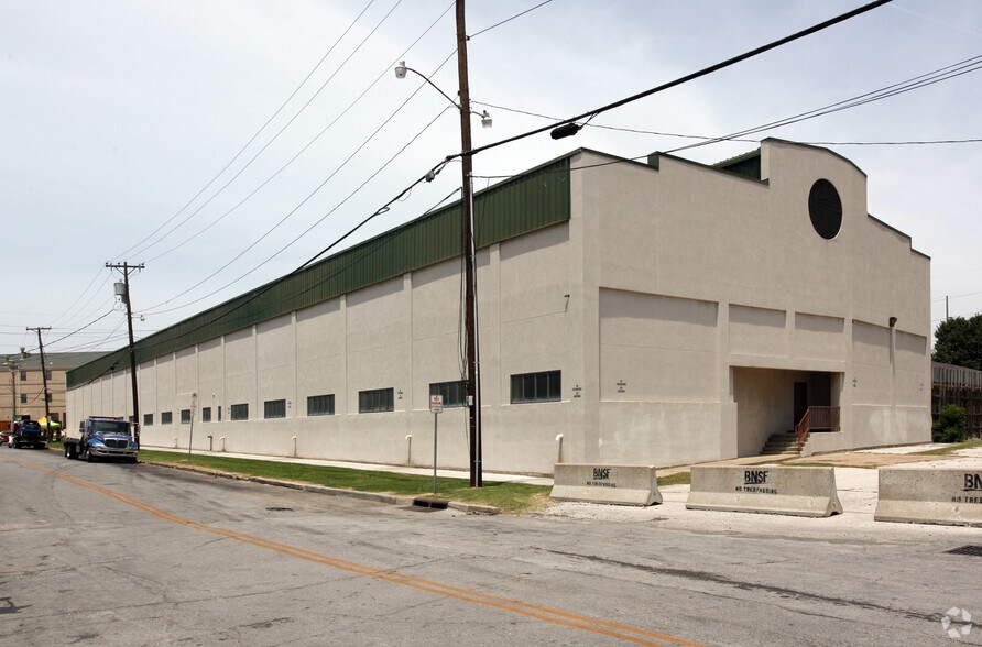 302 W Archer St, Tulsa, OK à vendre - Photo de l’immeuble – Image 2 sur 18