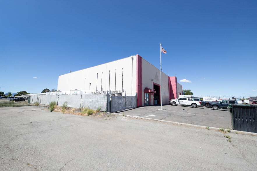 1025 Telegraph St, Reno, NV à louer - Photo de l’immeuble – Image 3 sur 3