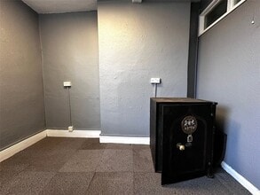 1-5 Warstone Ln, Birmingham à louer Photo intérieure– Image 2 sur 5