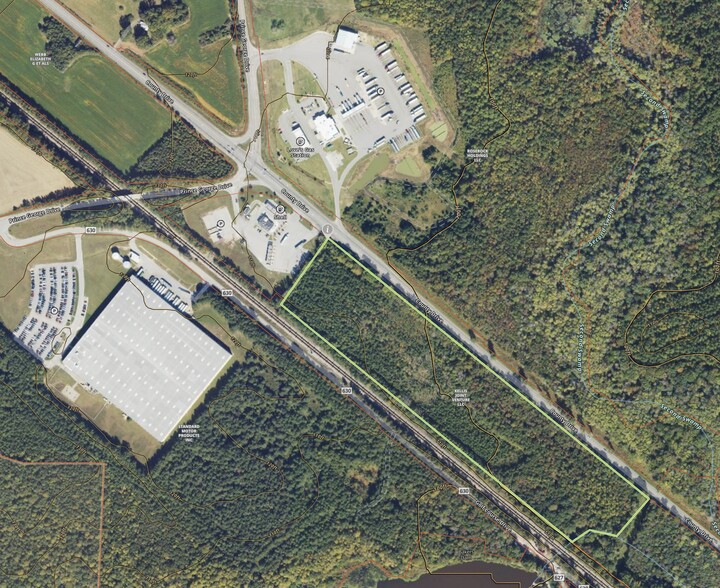 County Dr, Disputanta, VA à vendre - Photo principale – Image 1 sur 3