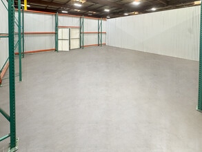 5625 E Firestone Blvd, South Gate, CA à louer Photo intérieure– Image 1 sur 4