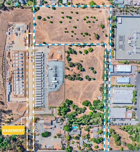 1309 E Mission Rd, Fallbrook, CA à vendre - Photo de l’immeuble – Image 2 sur 9