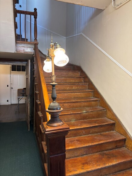 122 N Market St, Waverly, OH à vendre - Photo de l’immeuble – Image 3 sur 49